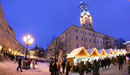 Різдвяний ярмарок у Львові